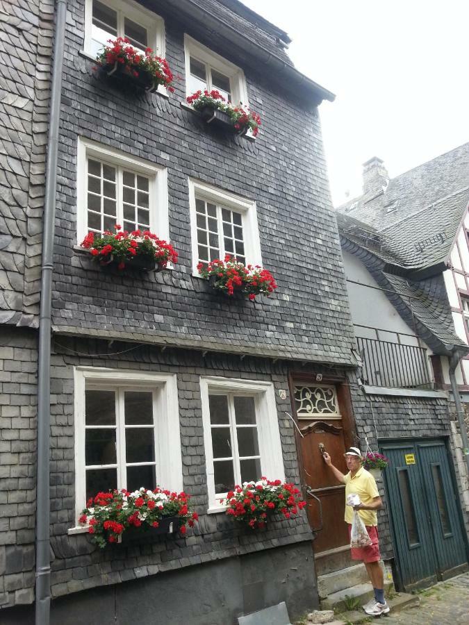 Bed and Breakfast Der Kleine Globetrotter Monschau Zewnętrze zdjęcie