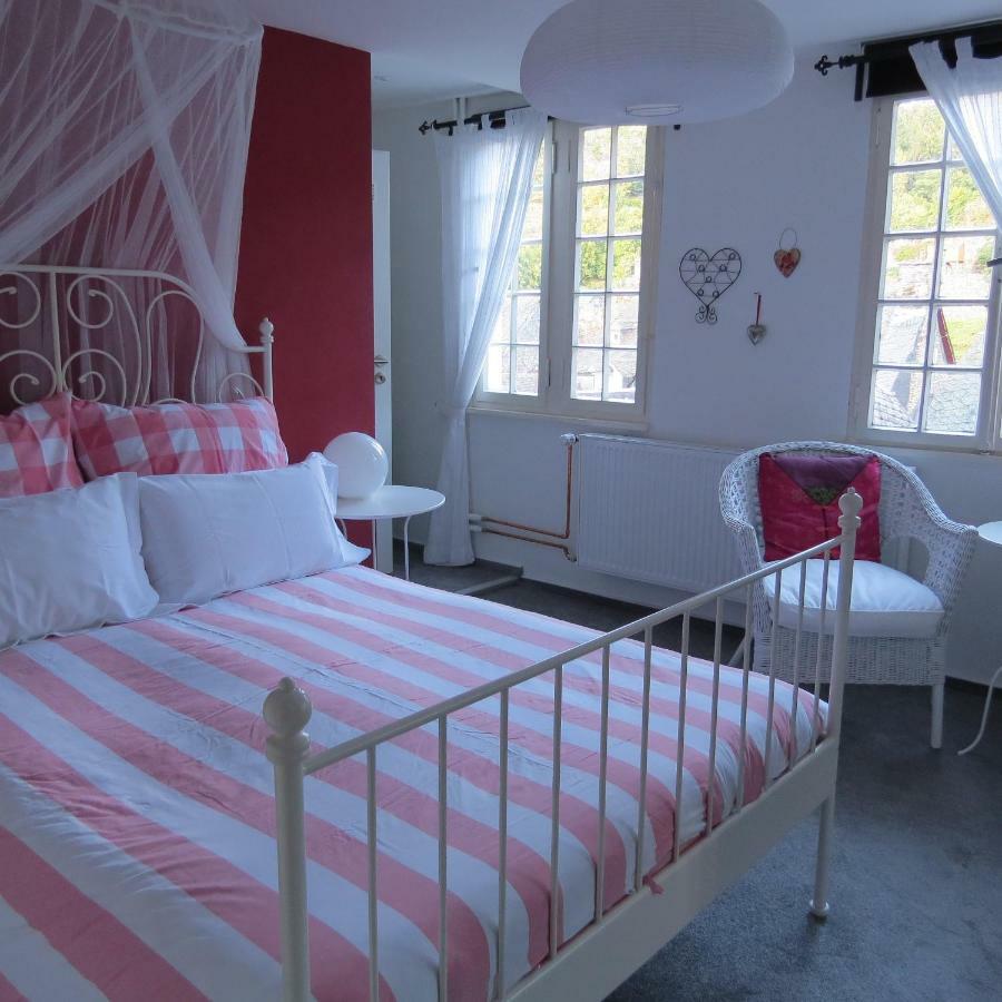 Bed and Breakfast Der Kleine Globetrotter Monschau Zewnętrze zdjęcie